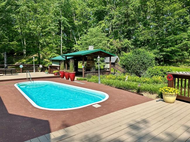 23677 Archery Range Rd, House other with 3 bedrooms, 3 bathrooms and 4 parking in Bristol VA | Image 40