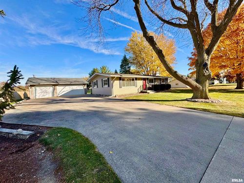 3015 118th Ave W, Milan, IL, 61264-4531 | Card Image