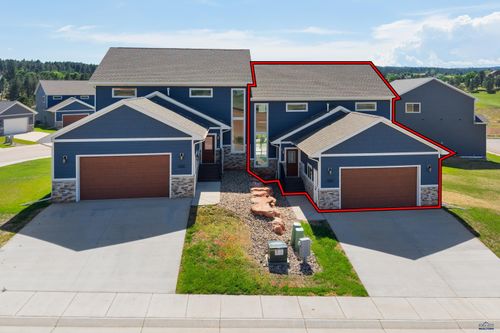 7001 Melbourne Ct, Rapid City, SD, 57702-8950 | Card Image