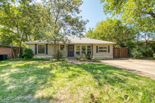 1817 Carlton St, Denton, TX, 76201-2535 | Card Image