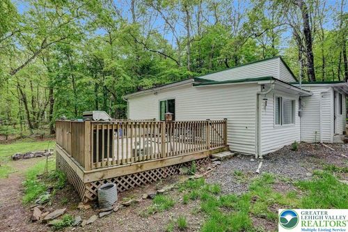 1702 Donalds Rd, Effort, PA, 18330-2014 | Card Image