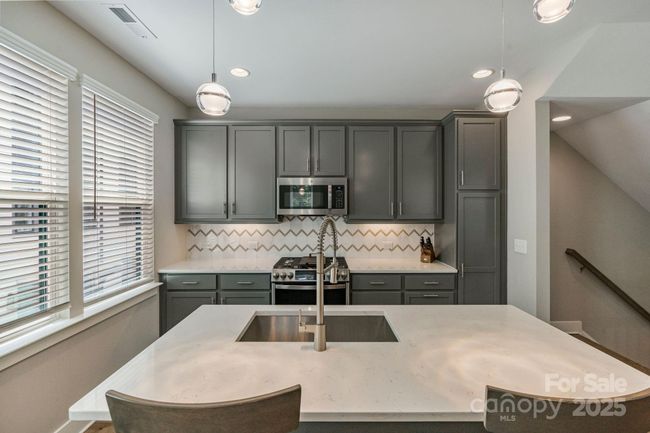 Kitchen | Image 5