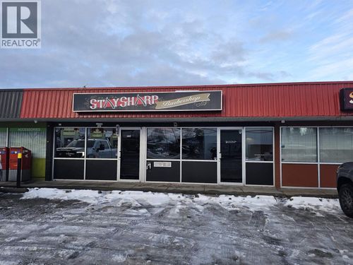 474 Douglas St, Prince George, BC, V2M2M2 | Card Image