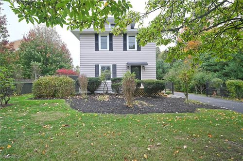 2667 Center Rd, Poland, OH, 44514-2151 | Card Image