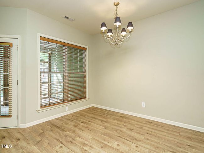 011-1280x960-dining-room | Image 11