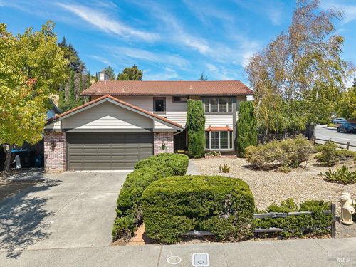 841 Rose Dr, Benicia, CA, 94510-3607 | Card Image