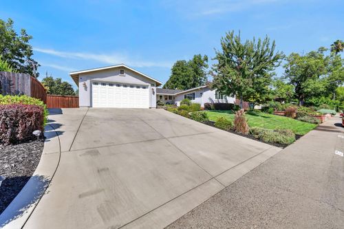 4337 Glenridge Dr, Carmichael, CA, 95608-2044 | Card Image