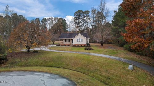 104 Holly Ranch Ct, Willow Spring, NC, 27592-8549 | Card Image