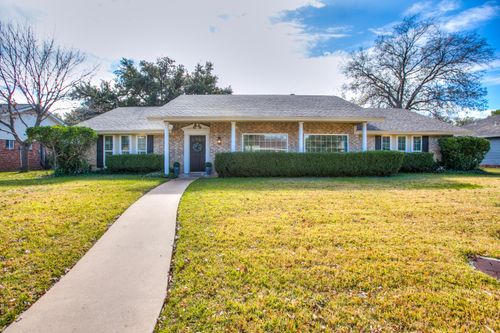 3005 Briargrove Ln, San Angelo, TX, 76904-7411 | Card Image