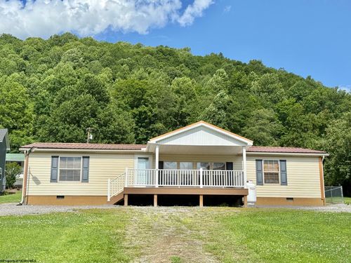 44 Fifth St, Hendricks, WV, 26271 | Card Image