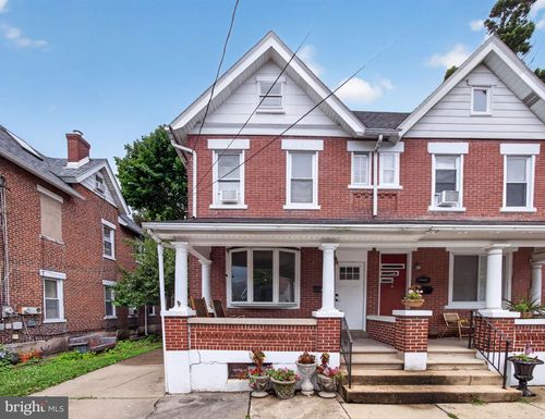 425 Ridge Street, EMMAUS, PA, 18049 | Card Image