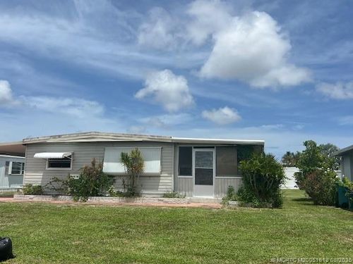 8558 Crown Dr, Boynton Beach, FL, 33436-7507 | Card Image