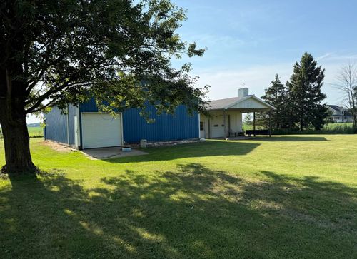 6330 S County Line Rd, Durand, MI, 48429-9410 | Card Image