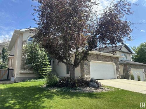207 Falconer Link Nw, Edmonton, AB, T6R2V7 | Card Image