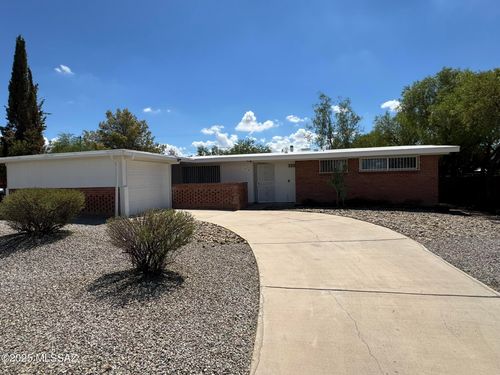 7418 E Princeton Dr, Tucson, AZ, 85710-4932 | Card Image