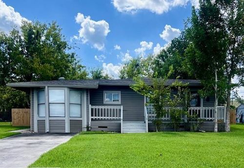 312 Center Way St, Lake Jackson, TX, 77566-5336 | Card Image