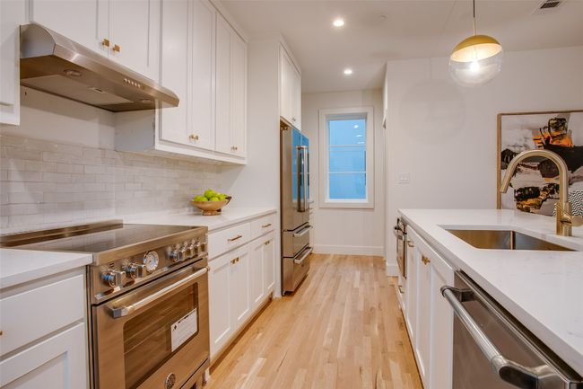 APT-1006 - 7207 Gaston Ave, Condo with 2 bedrooms, 3 bathrooms and null parking in Dallas TX | Image 22