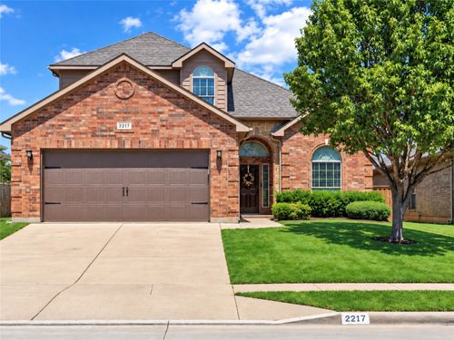 2217 Frosted Willow Ln, Fort Worth, TX, 76177-3525 | Card Image