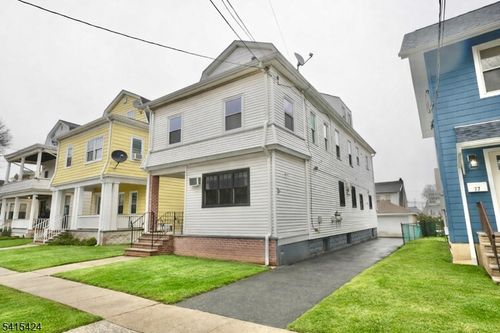 81 Berkeley Ave, Bloomfield, NJ, 07003-5701 | Card Image