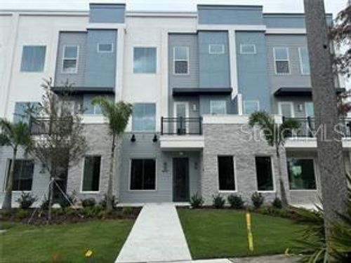 421 Mike Roberto Way, OVIEDO, FL, 32765-4804 | Card Image