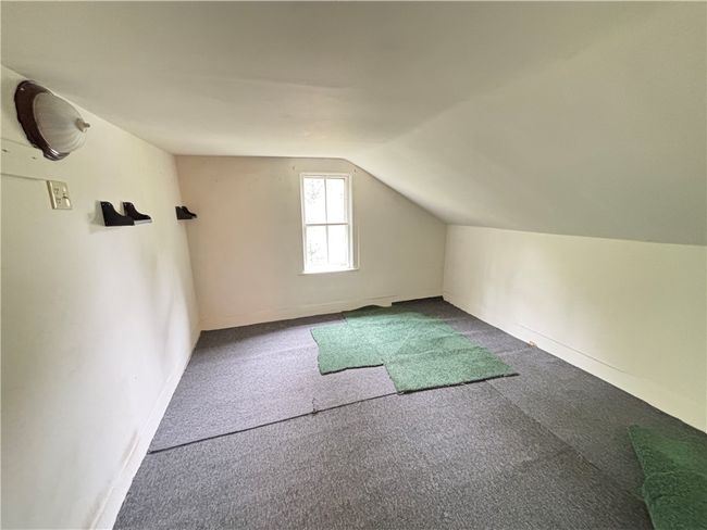 352 Vienna St, Home with 3 bedrooms, 3 bathrooms and null parking in Newark NY | Image 15