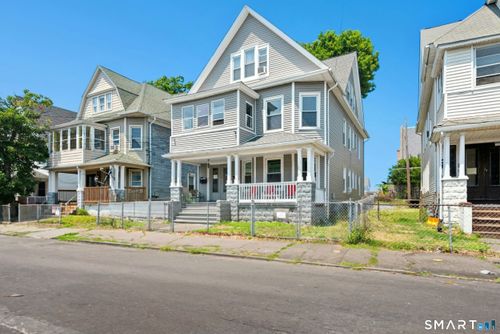34-32-34 Park Ter, Bridgeport, CT, 06604-5343 | Card Image