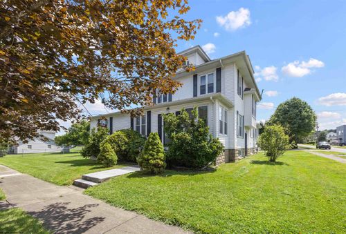 27 Marion St, Buckhannon, WV, 26201-2378 | Card Image