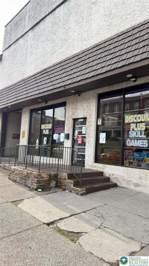 415-1417 W Chew Street, Allentown City, PA, 18102 | Card Image