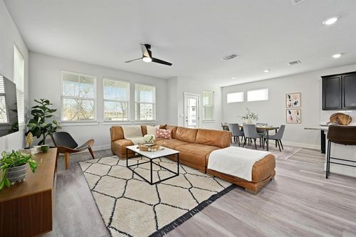 182-7318 Harmony Shoals Bnd, Austin, TX, 78744-4584 | Card Image