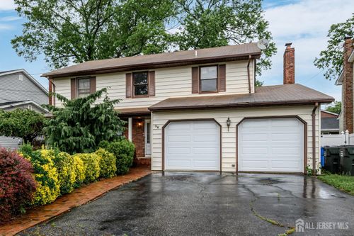 98 S Cliff Rd, Colonia, NJ, 07067-4033 | Card Image