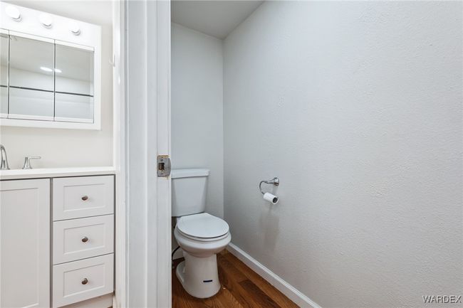 Bathroom | Image 32