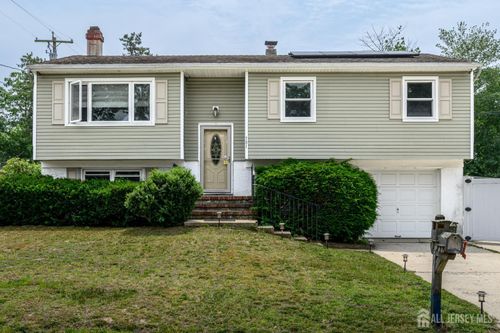 701 Beach Ave, Beachwood, NJ, 08722-2503 | Card Image