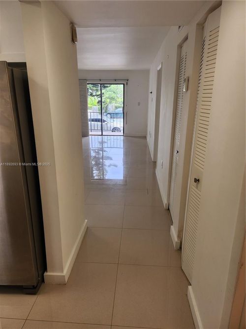 apt-108-950 Euclid Ave, Miami Beach, FL, 33139-5442 | Card Image
