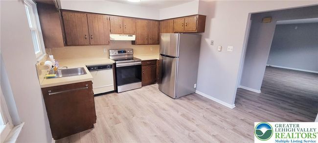 201 N Irving St, House other with 3 bedrooms, 2 bathrooms and null parking in Allentown PA | Image 5