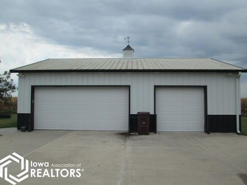 45864 260th Ave, Chariton, IA, 50049-7090 | Card Image