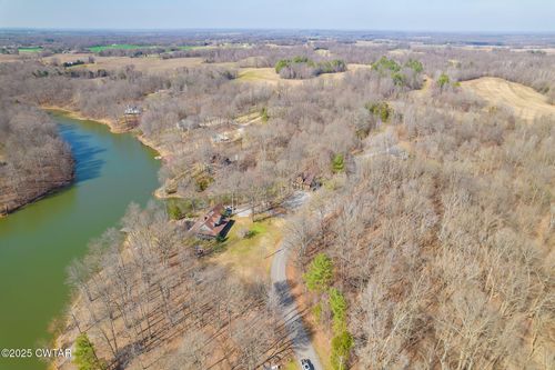 22 Lake Hayes Estates Rd, Trenton, TN, 38382-8424 | Card Image