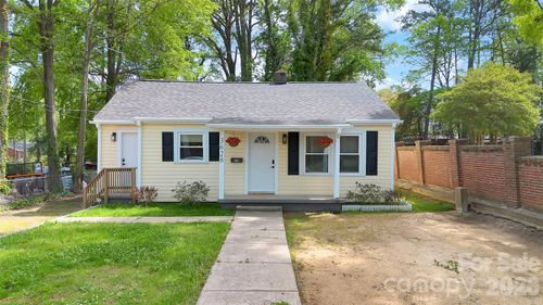 3628 Michigan Ave, Charlotte, NC, 28215-2928 | Card Image