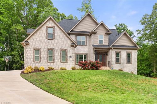 5461 Meadowlark Ct, Winston-Salem, NC, 27106-9808 | Card Image