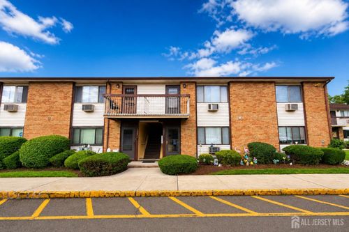 1226 Cricket Ln, Woodbridge, NJ, 07095-1564 | Card Image