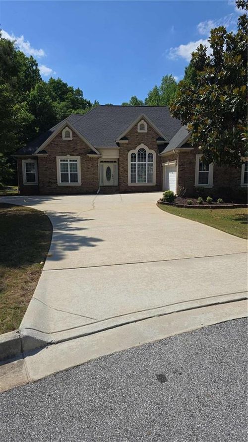 2744 Westport Ln, Conyers, GA, 30094-3328 | Card Image