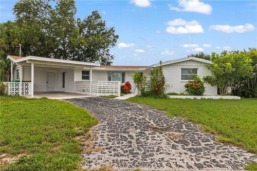 138 Dowling Ave Ne, PORT CHARLOTTE, FL, 33952 | Card Image