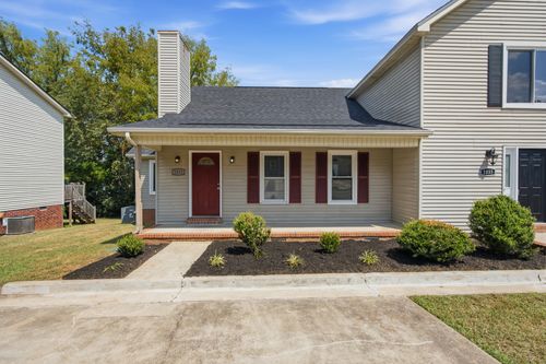 1033 Silver Point Dr, Murfreesboro, TN, 37130-5100 | Card Image