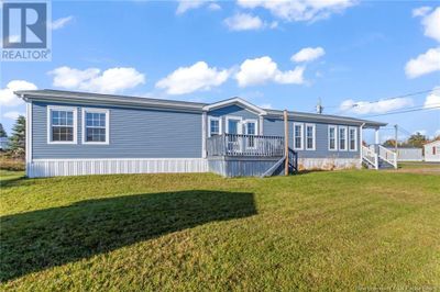 93 Rue Louisbourg, House other with 2 bedrooms, 1 bathrooms and null parking in Shediac NB | Image 3