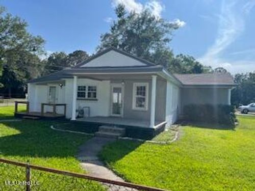 3536 Lawrence St, Moss Point, MS, 39563-4052 | Card Image