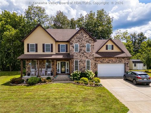 182 Smelser Ln, Milton, WV, 25541-9119 | Card Image