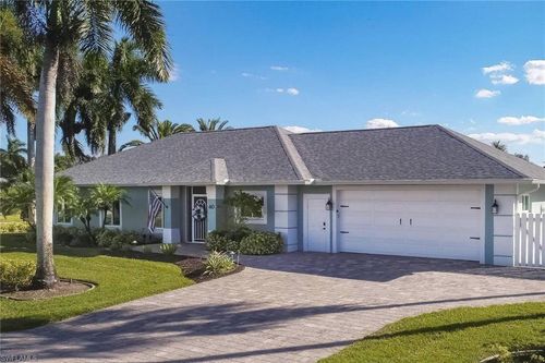 60 4th St, BONITA SPRINGS, FL, 34134-7364 | Card Image