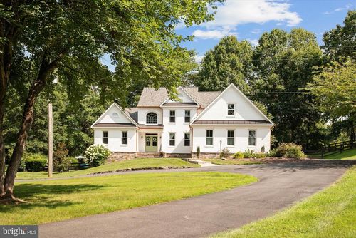 39657 Golden Springs Ct, HAMILTON, VA, 20158-3226 | Card Image