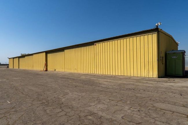 23500 Eckert Field Airport (1 Q1) Avenue 204, Home with 0 bedrooms, 0 bathrooms and null parking in Strathmore CA | Image 10