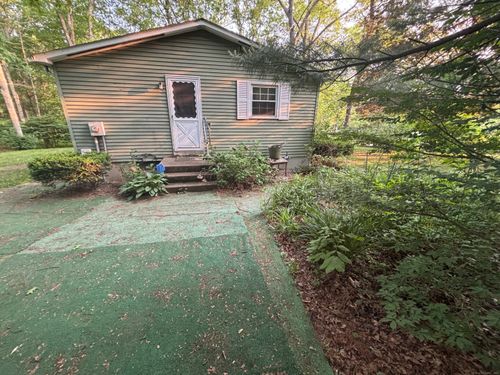 6 Orleans Ave, Killingly, CT, 06239-2226 | Card Image