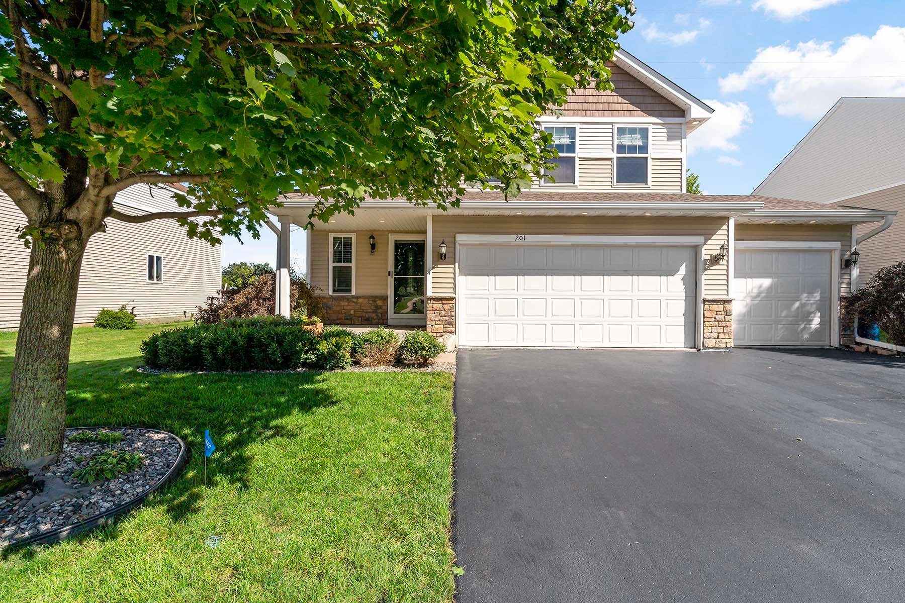 Pottok Ln, Shakopee, MN 55379